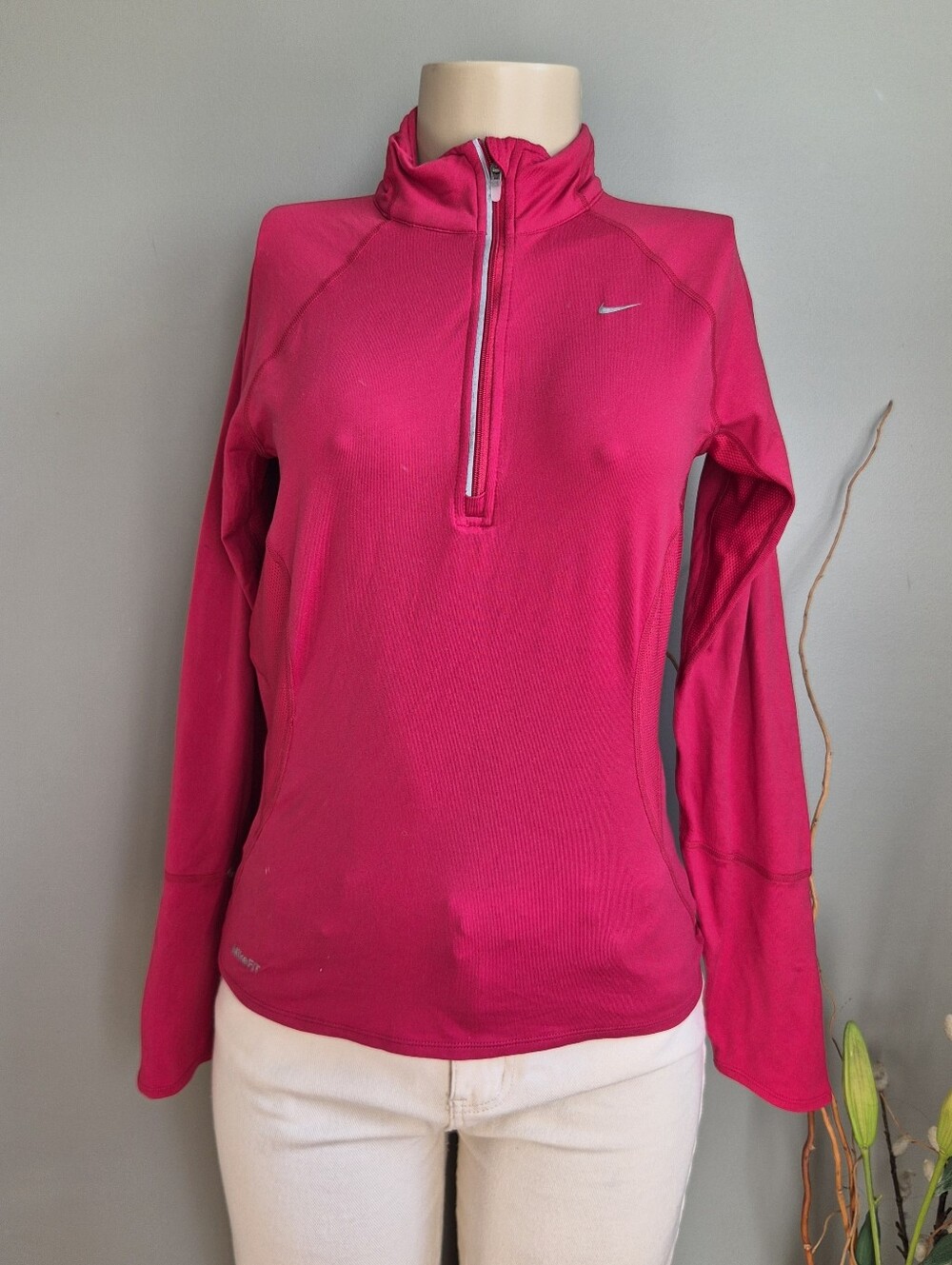 Nike  Fitted Long Sleeve Top Small